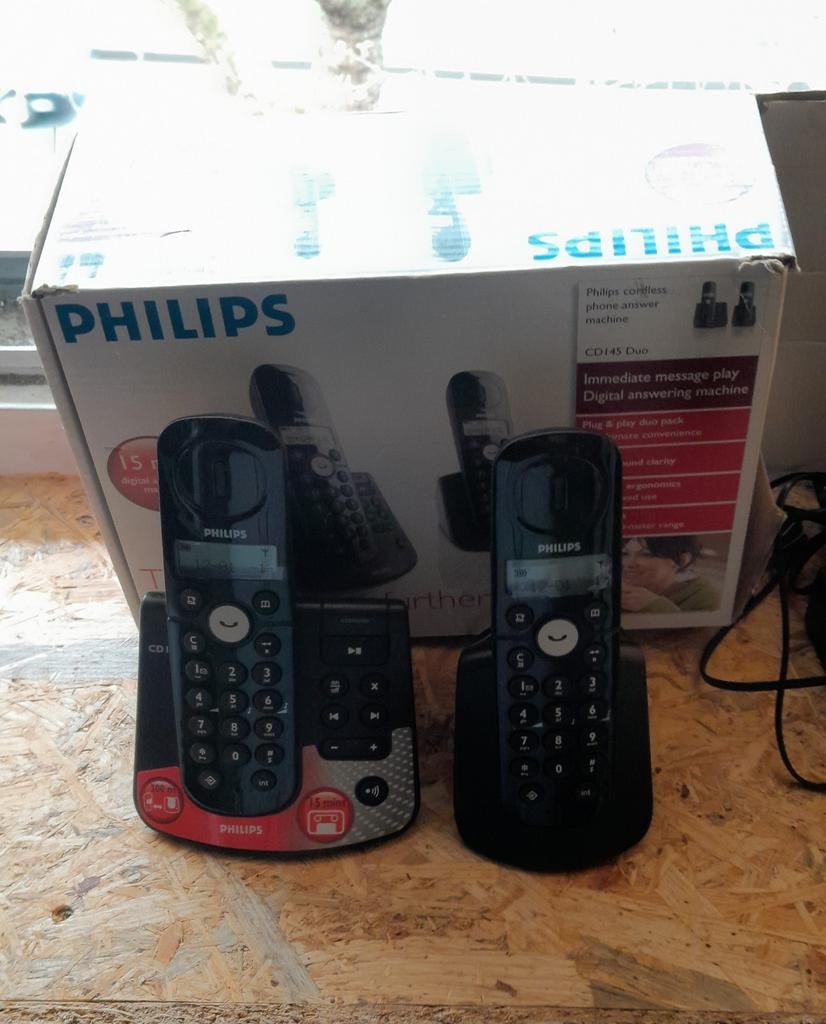 Philips CD145 Duo draadloze telefoon met antwoordapparaat, Ophalen of Verzenden, Gebruikt, Met geheugen, Meerdere boodschappen