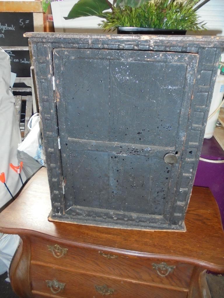 brocant kastje, Antiek en Kunst, Curiosa en Brocante, Ophalen