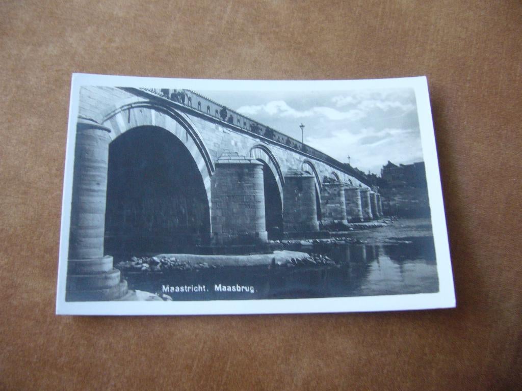 MAASTRICHT  =  MAASBRUG, Ophalen of Verzenden, 1940 tot 1960, Ongelopen, Limburg