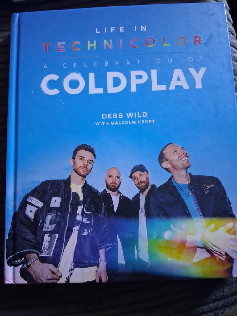 Life in Technicolor - A Celebration of Coldplay - Debs Wild, Ophalen of Verzenden, Zo goed als nieuw, Overige onderwerpen