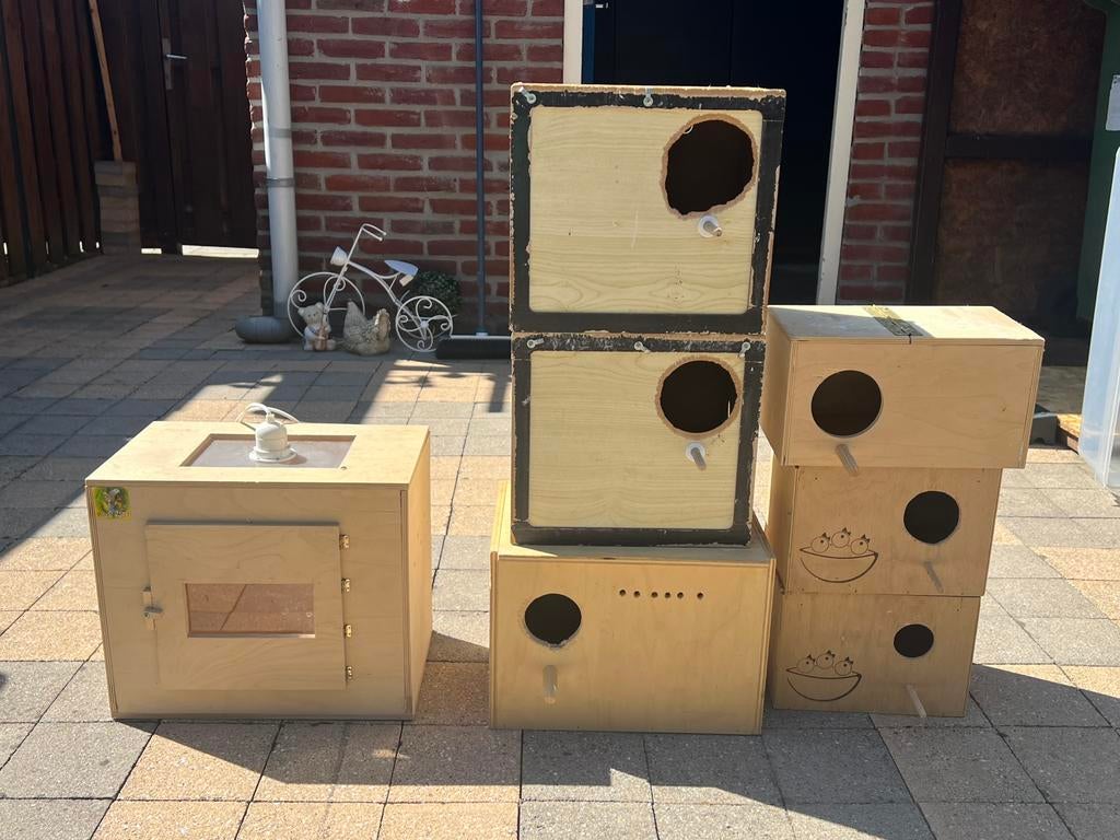 Broedblokken voor vogels, Dieren en Toebehoren, Vogels | Hokken en Kooien, Ophalen, Gebruikt, Hout, Broedkooi of Kweekkooi