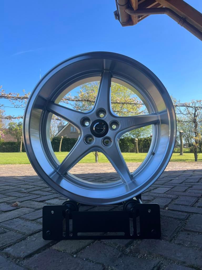 Volvo Mk18 Look/Style, Ophalen, 18 inch, Velg(en), Nieuw