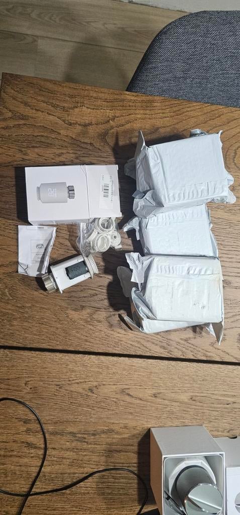 6 nieuwe Zigbee slimme radiatorthermostaten, Ophalen of Verzenden, Nieuw