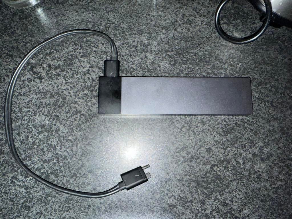Dell Elite Thunderbolt 3 Dock, Computers en Software, Dockingstations, Ophalen of Verzenden, Zo goed als nieuw, Docking station