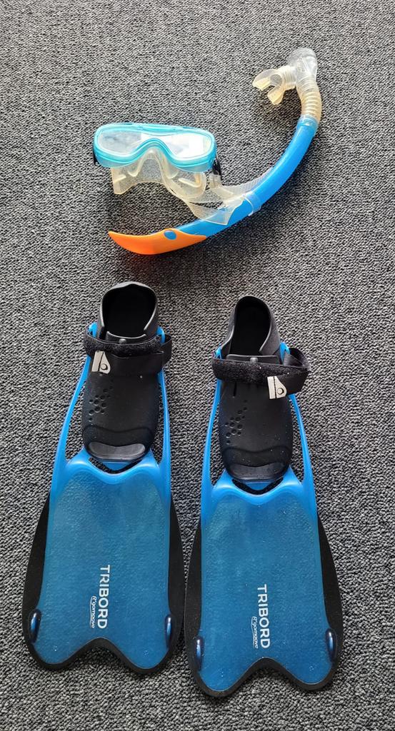 Tribord r'gomoove slippers zwemvliezen 36/37 bril en snorkel, Ophalen of Verzenden, Gebruikt, Snorkelset