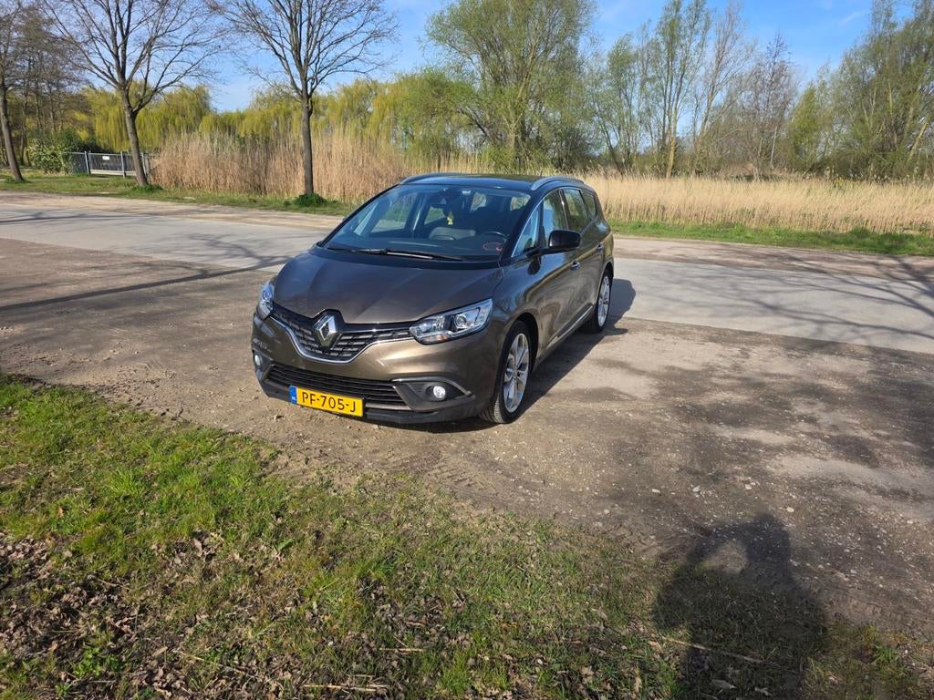 Renault Grand Scenic 1.2 TCE 97KW 7P 2017 Bruin, Auto's, Renault, Voorwielaandrijving, Euro 6, 4 cilinders, 7 stoelen