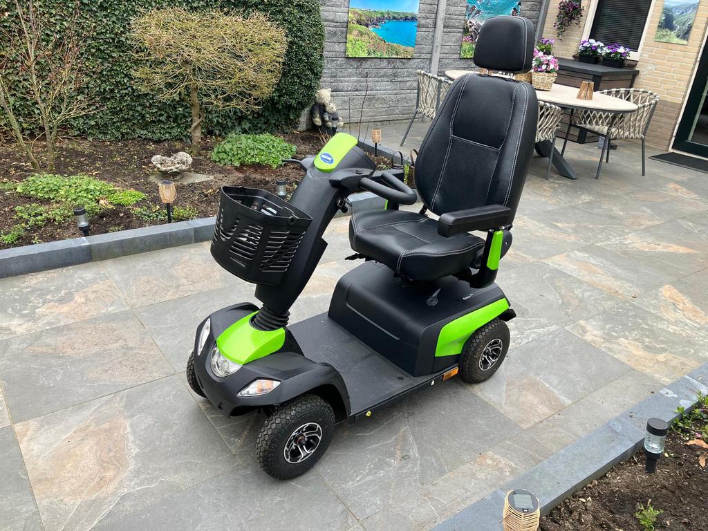 Te Koop: Zo goed als nieuwe Invacare Orion Pro (4-Wiel), Ophalen, 16 km/u of meer, 46 km of meer, Invacare