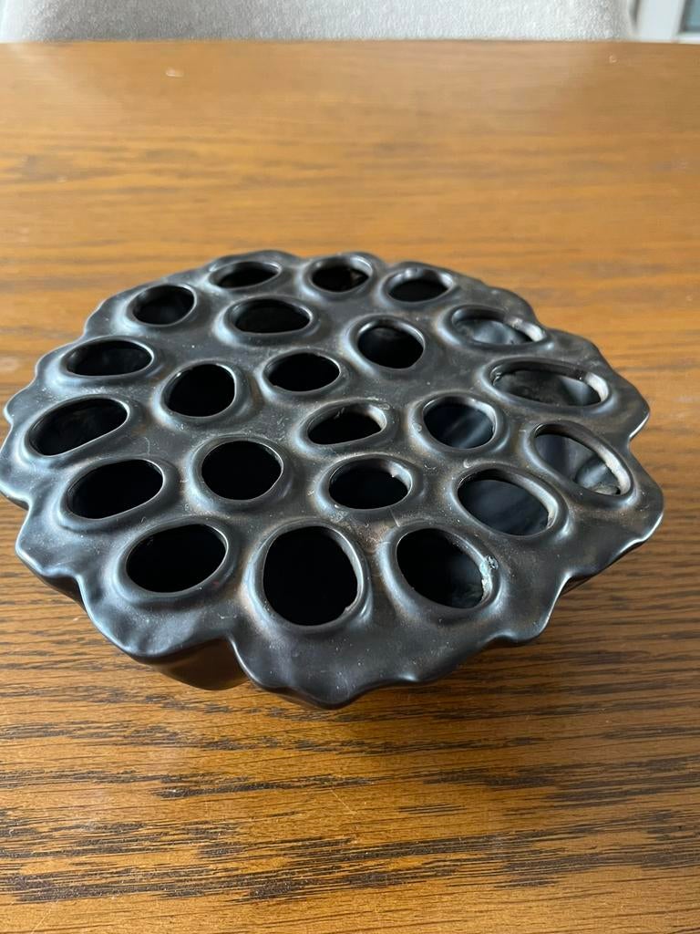 Lotus vaas des pots ikebana tulpenvaas zwart bruin, Zwart, Aardewerk of Porselein, Ophalen of Verzenden, Zo goed als nieuw