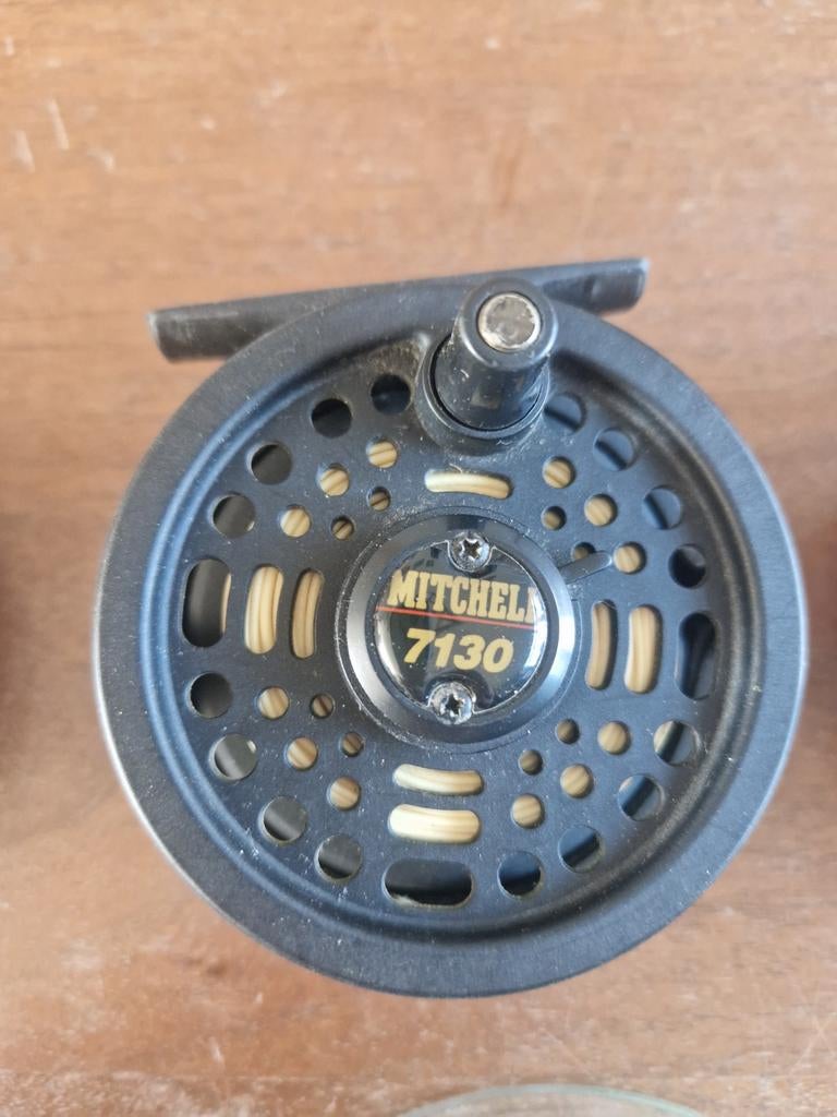 Mitchell 7130 Vliegenreel – In zeer goede staat., Watersport en Boten, Hengelsport | Vliegvissen, Zo goed als nieuw, Molen, Ophalen of Verzenden