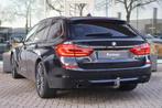 BMW 5-Serie Touring (g31) 530i SportLine 252pk | Pano I Navi, Auto's, Automaat, Gebruikt, 4 cilinders, Leder en Stof