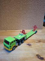 Siku Mercedes met dieplader, Hobby en Vrije tijd, Modelauto's | 1:50, Ophalen of Verzenden, Gebruikt, Bus of Vrachtwagen, SIKU