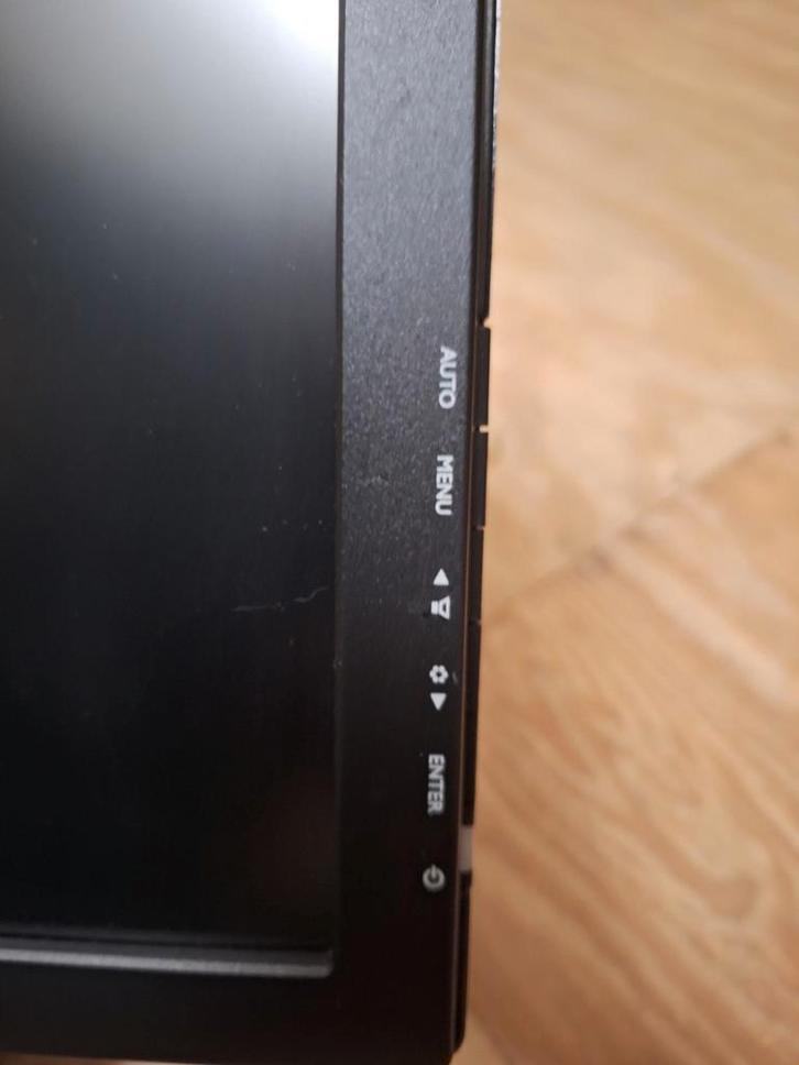 BENQ monitoren met HDMI, VGA en DisplayPort aansluitingen, Computers en Software, Monitoren, Gebruikt, 60 Hz of minder, DisplayPort