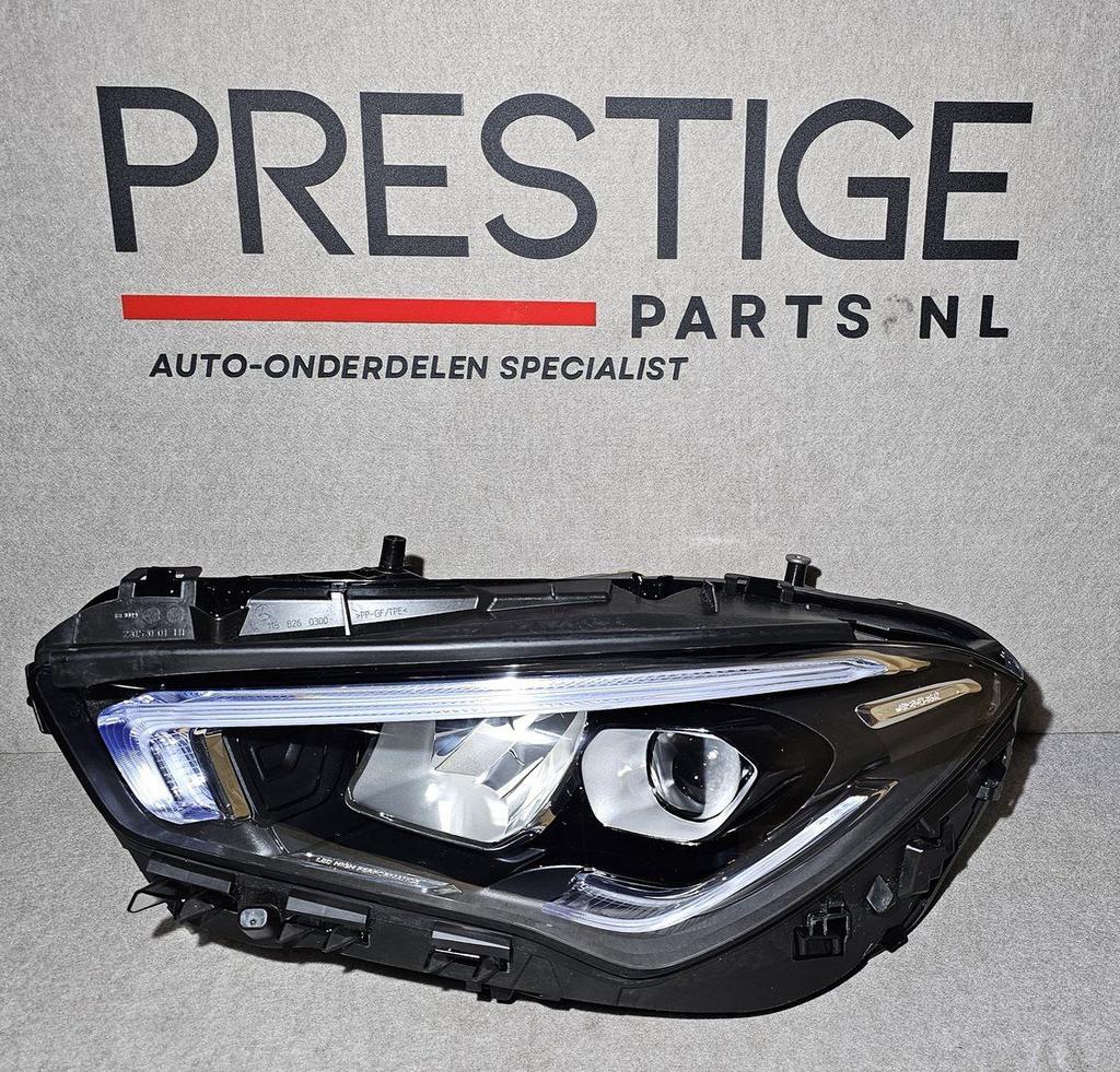 Koplamp Mercedes CLA Klasse W118 Voll LED Links A1189068300, Gebruikt, -, Ophalen of Verzenden, -