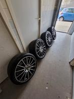 Originele 19 inch Mercedes AMG velgen banden C-klasse W205, 19 inch, Banden en Velgen, Ophalen of Verzenden, 235 mm