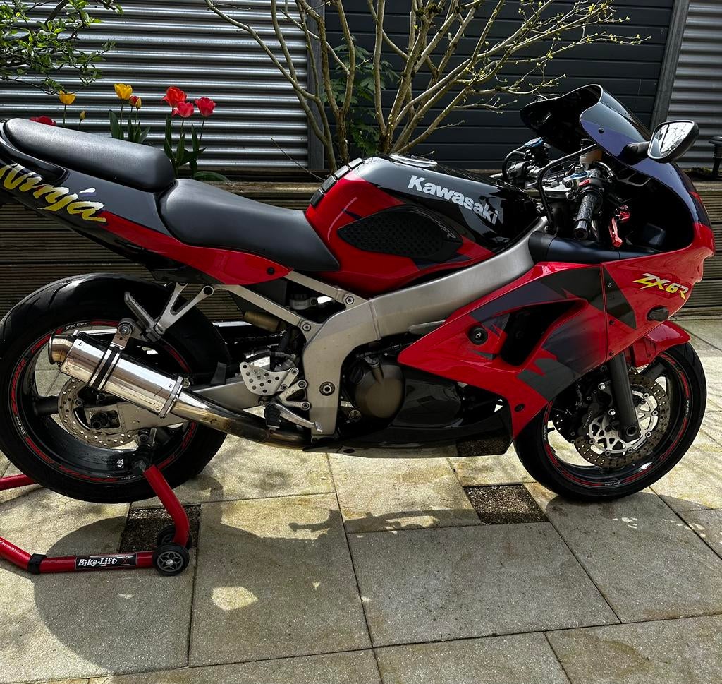Kawasaki zx6r 1998 a2 kenteken, Super Sport, Particulier, Minimaal motorrijbewijs A2, 600 cc