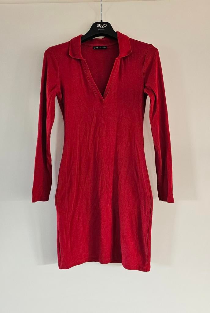 Zara prachtige rode jurk mt 34 in zeer goede staat., Kleding | Dames, Jurken, Ophalen of Verzenden, Zo goed als nieuw, Maat 34 (XS) of kleiner