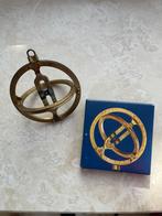 Antieke messing armillairsfeer met doos, Ophalen of Verzenden