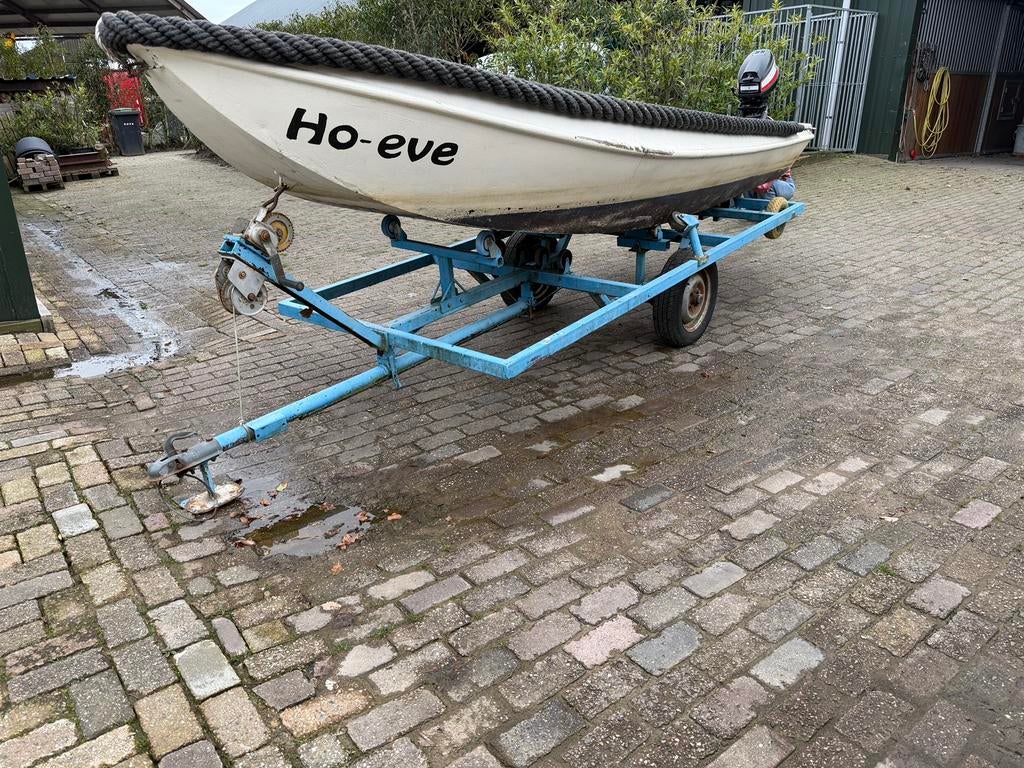 Stalen motorboot + 5 pk Yamaha buitenboordmotor en trailer, Watersport en Boten, Ophalen, Staal, Zo goed als nieuw, Minder dan 10 pk