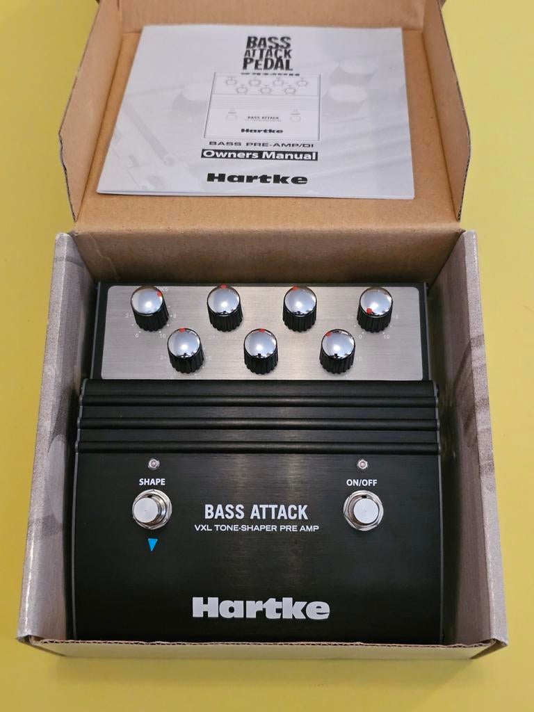 Hartke Bass Attack VXL Tone-Shaper Pre Amp Baspedaal, Hartke, Niet gespecificeerd, maar Hartke is een Amerikaans bedrijf., Overige typen