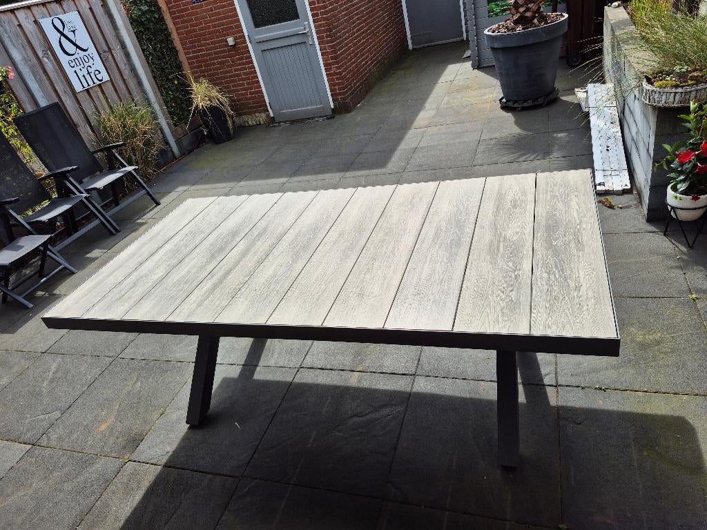 Tuintafel met aluminium kruispoot en keramische tegels, Ophalen, Gebruikt, Rechthoekig, Aluminium