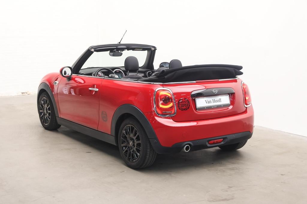 MINI Cabrio Cooper / Cruise Control / Stoelverwarming / Mult, 12 maanden, Gebruikt, 4 stoelen, Bedrijf