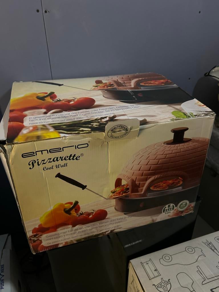 Emerio Pizzarette 6 personen, Ophalen, Zo goed als nieuw