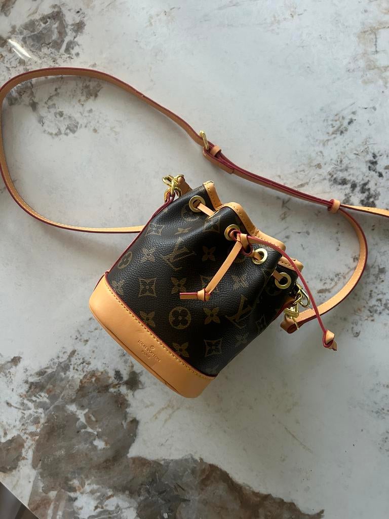 Lv tas nieuwe, Sieraden, Tassen en Uiterlijk, Tassen | Damestassen, Ophalen of Verzenden, Nieuw, Bruin, Schoudertasje