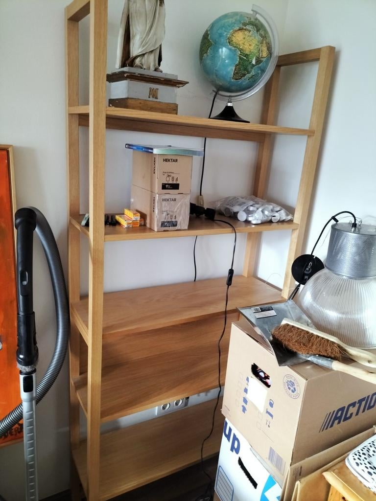 Boekenkast zo goed als nieuw - 190x85x30cm, Ophalen, Met plank(en), 50 tot 100 cm, Zo goed als nieuw