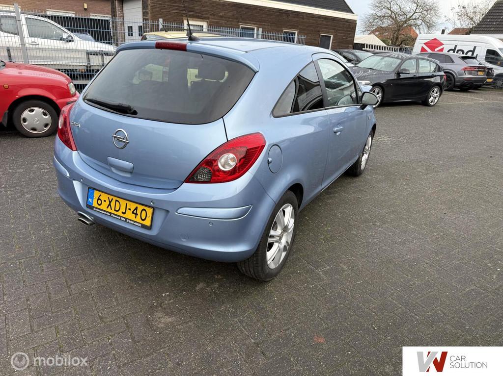 Opel Corsa 1.4-16V COSMO SCHADE NAP NAVI CLIMA CRUISE PDC, Auto's, Opel, Voorwielaandrijving, Euro 5, 101 pk, 1398 cc