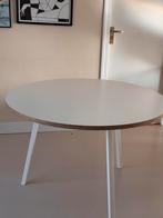 Hay tafel 105 doorsnede - Ideaal voor 3 personen, 100 tot 150 cm, Rond, Ophalen of Verzenden, Zo goed als nieuw