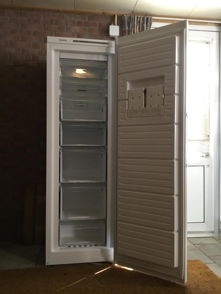 Siemens vrieskast met 7 lades, Witgoed en Apparatuur, Gebruikt, Minder dan 60 cm, 160 cm of meer, Energieklasse A of zuiniger