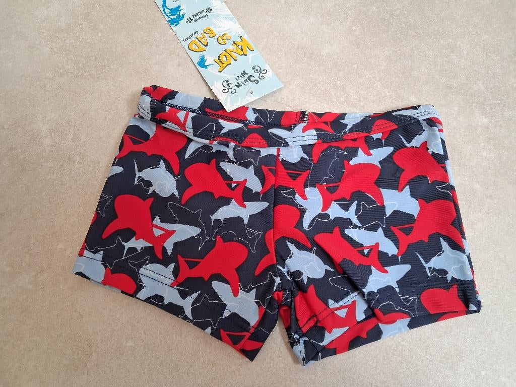 Nieuw! rood blauwe zwembroek haaien maat 98, Kinderen en Baby's, Kinderkleding | Maat 98, Knot so bad, Ophalen of Verzenden, Jongen