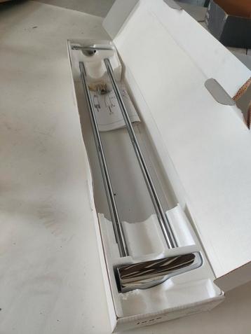 New old stock INNO handdoekrek beschikbaar voor biedingen
