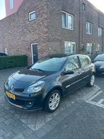 Renault Clio. Lees beschrijving!!, Auto's, Renault, Voorwielaandrijving, Beige, 4 cilinders, 1200 kg