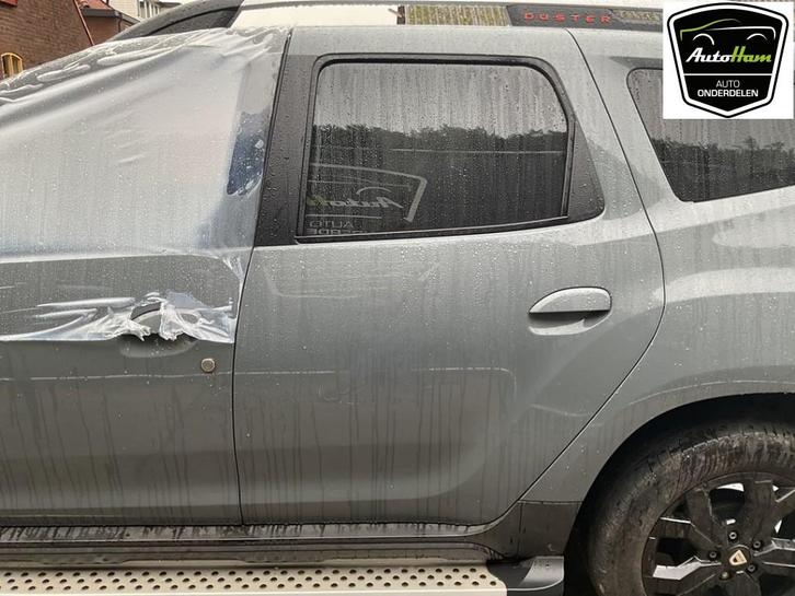 Portier Links Achter Dacia Duster (SR) 2022 |821015014R|, Auto-onderdelen, Carrosserie en Plaatwerk, Dacia, Gebruikt