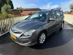 Hyundai i30 CW 1.6i i-Motion Business (bj 2011), Voorwielaandrijving, Euro 5, Gebruikt, 1591 cc