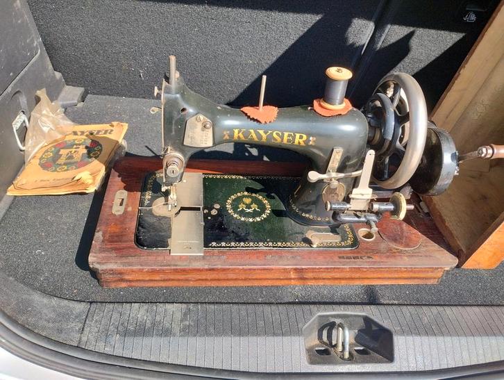 Antieke Kayser Naaimachine met Koffer & Handleiding, Antiek en Kunst, Antiek | Naaimachines, Ophalen