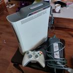 XBOX 360 SLIM WHITE, Spelcomputers en Games, Spelcomputers | Xbox 360, Ophalen, Met 1 controller, 250 GB, Gebruikt