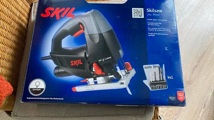 Skill 4581 decoupeerzaag machine nieuw in doos vaste prijs, Doe-het-zelf en Verbouw, Gereedschap | Zaagmachines, Zo goed als nieuw