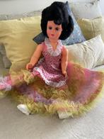Vintage kermispop / kitsch pop Kermis. Zwart haar., Verzamelen, Poppen, Ophalen, Gebruikt, Pop
