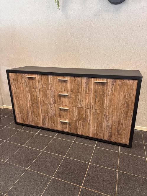 Modern Dressoir Zwart/Houtnerf, Huis en Inrichting, Kasten | Dressoirs, Gebruikt, 150 tot 200 cm, 25 tot 50 cm, Met lade(s), Overige houtsoorten