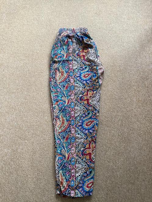 Zomerbroek met Oosterse motieven maat 38/40 luchtige viscose, Kleding | Dames, Broeken en Pantalons, Zo goed als nieuw, Maat 38/40 (M)