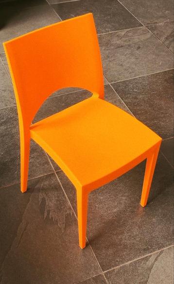 Designstoel van De Arend, oranje kunststof, lichtgewicht beschikbaar voor biedingen