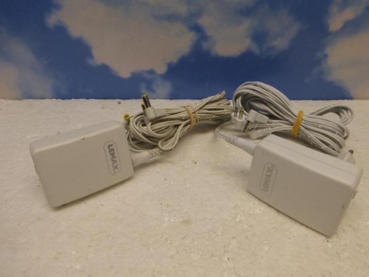 set lemax adapters 3 en 4,5 volt kerstdorp accessoires kerst, Diversen, Kerst, Zo goed als nieuw, Ophalen of Verzenden
