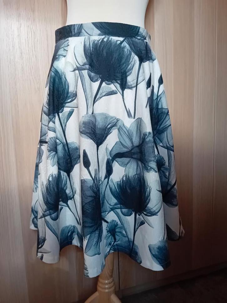 > Prachtige rok, Smashed Lemon!, Kleding | Dames, Rokken, Zo goed als nieuw, Maat 36 (S), Grijs, Onder de knie, Ophalen of Verzenden