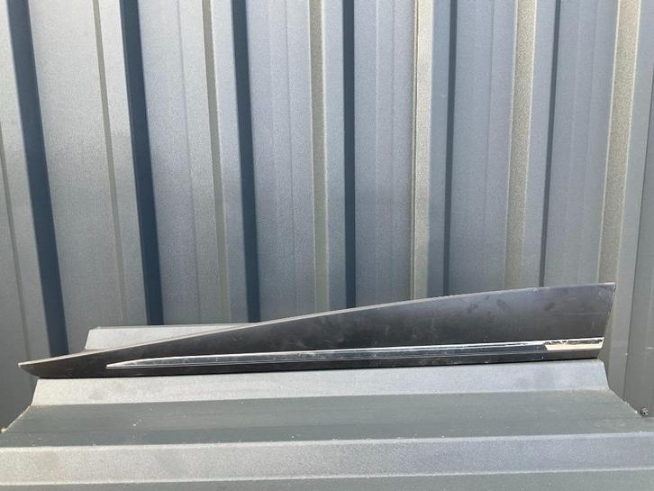 Sierlijst Portier Renault Clio 4 808777693R Links Voor Strip, Auto diversen, Tuning en Styling, Ophalen of Verzenden