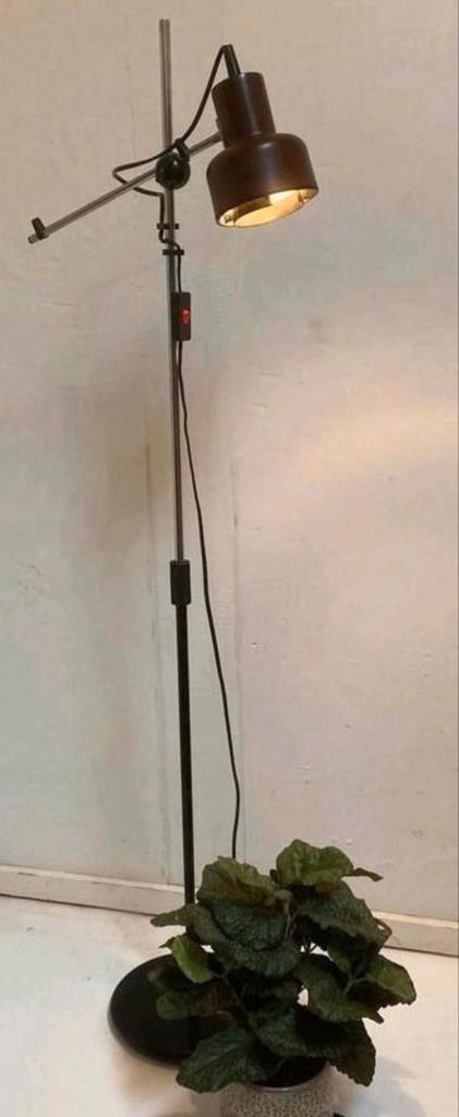 Vintage vloerlamp jaren 70 met dubbele spot retro lampen, Huis en Inrichting, Lampen | Vloerlampen, Gebruikt, 150 tot 200 cm, Ophalen