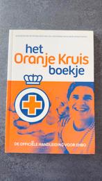 Boek - Het oranje kruis boekje, Ophalen of Verzenden, Zo goed als nieuw