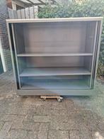 Grijze archiefkast staal., Ophalen, Gebruikt, 25 tot 50 cm, 100 tot 150 cm