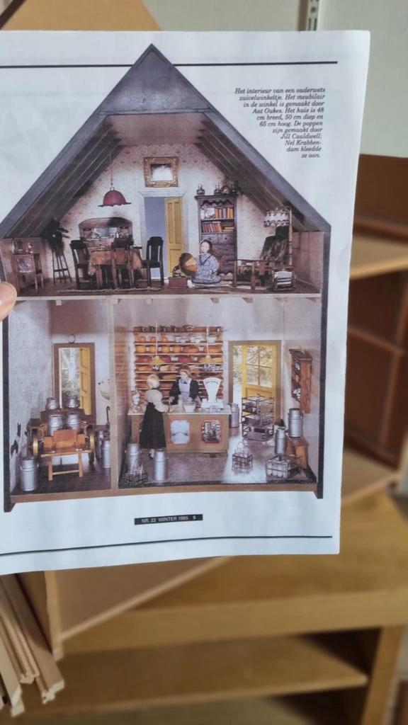 Poppenhuis "Zaanse Schans" 1:12 - Handgemaakt, Hobby en Vrije tijd, Overige Hobby en Vrije tijd, Zo goed als nieuw, Ophalen